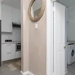 Bay Point Elegant Getaway